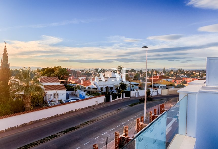 Новое здание - terraced - Pilar de la Horadada