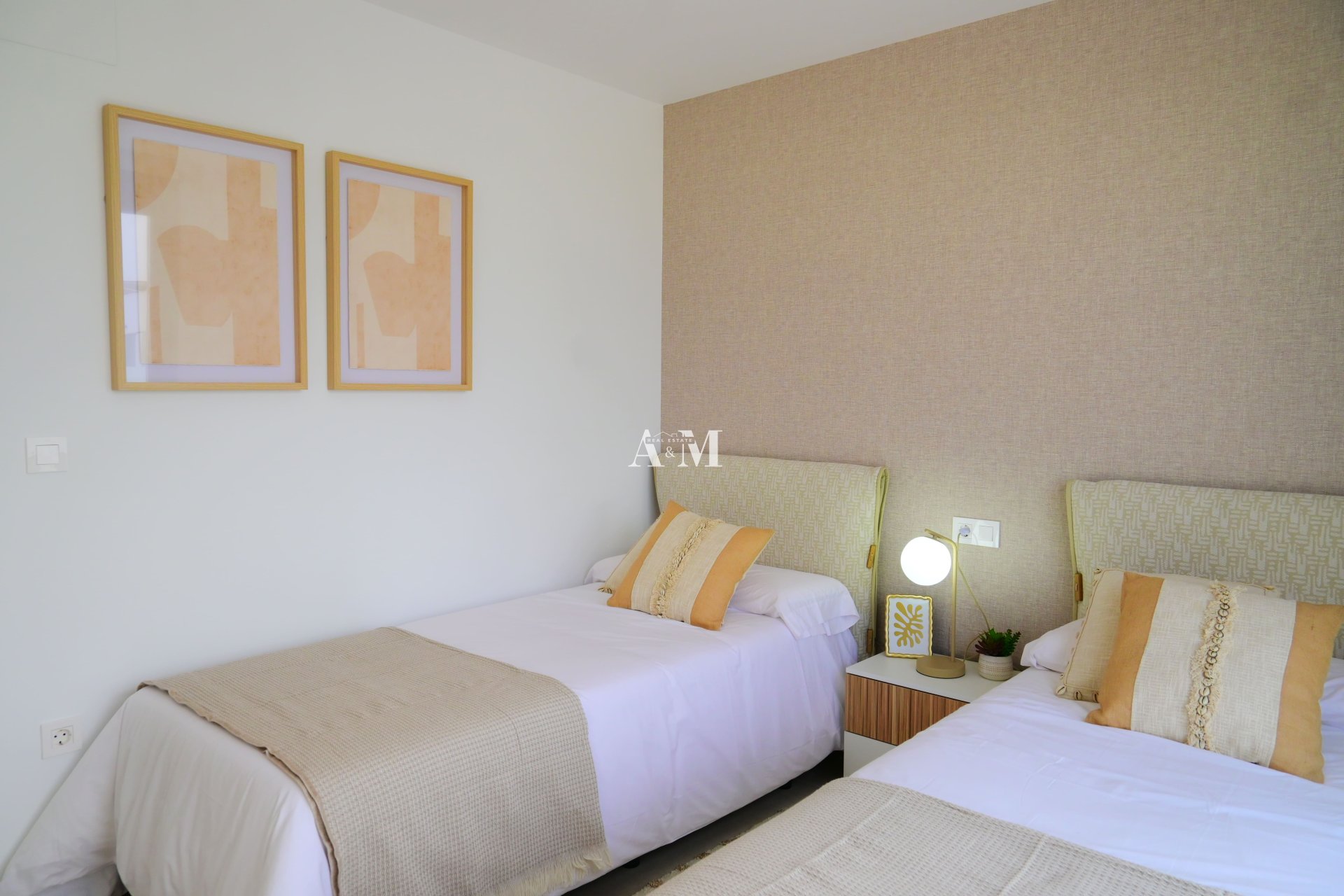 Obra nueva - detached - Dolores