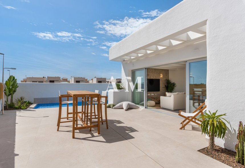 Obra nueva - detached - Los Alcazares