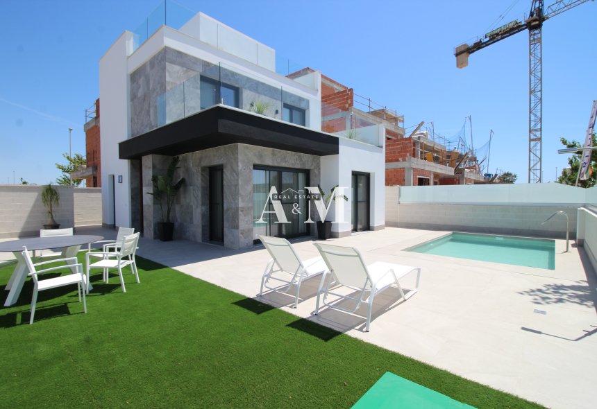 Obra nueva - detached - Pilar de la Horadada