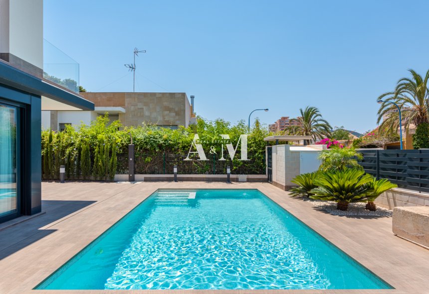 Obra nueva - detached - Playa Paraiso