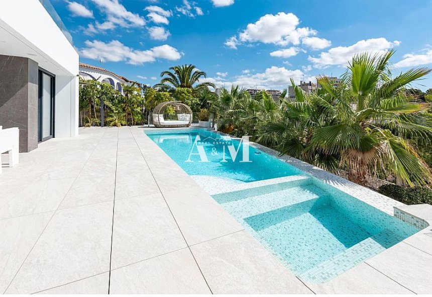 Obra nueva - Villa - Calpe