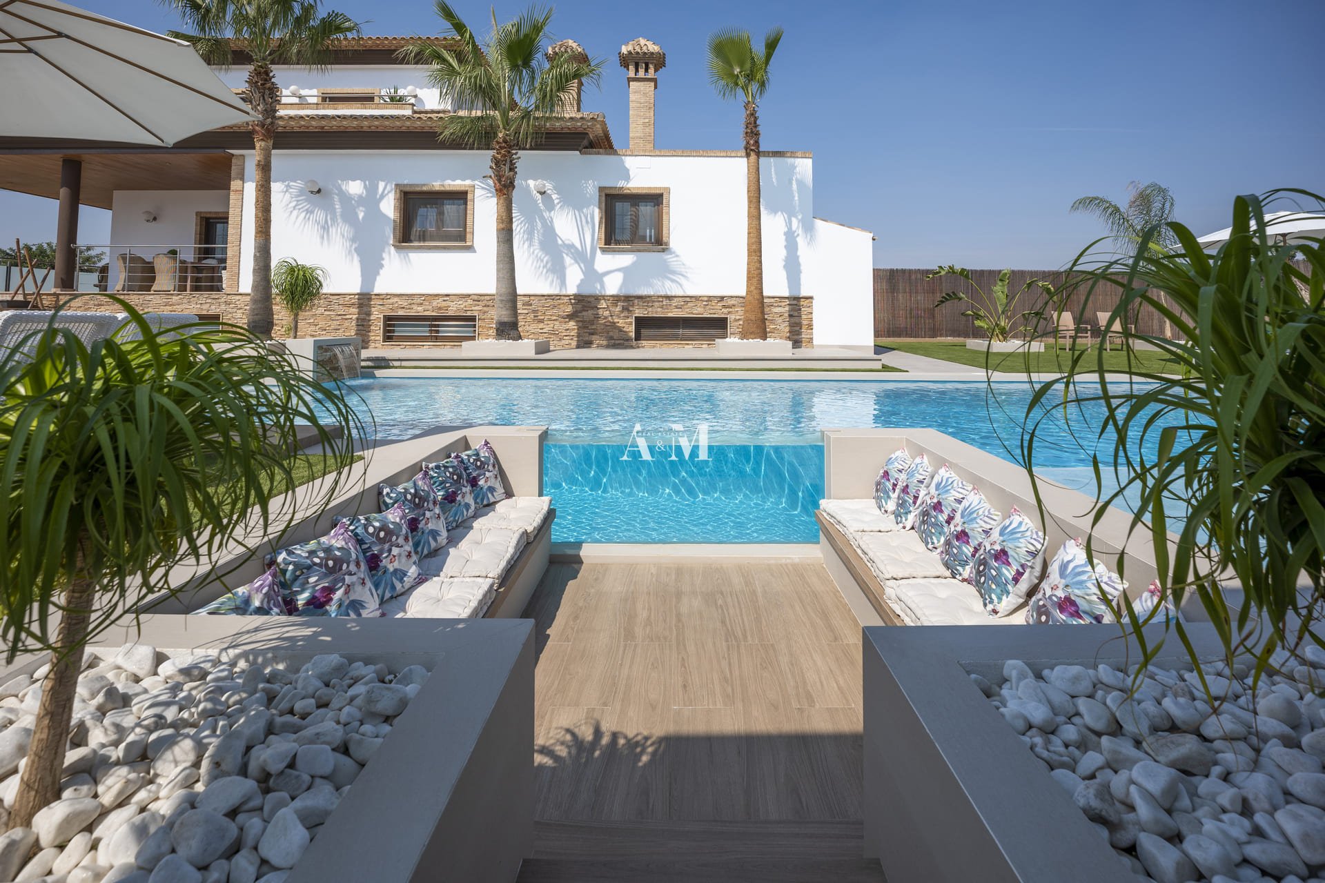 Obra nueva - Villa - Jerónimo y Avileses