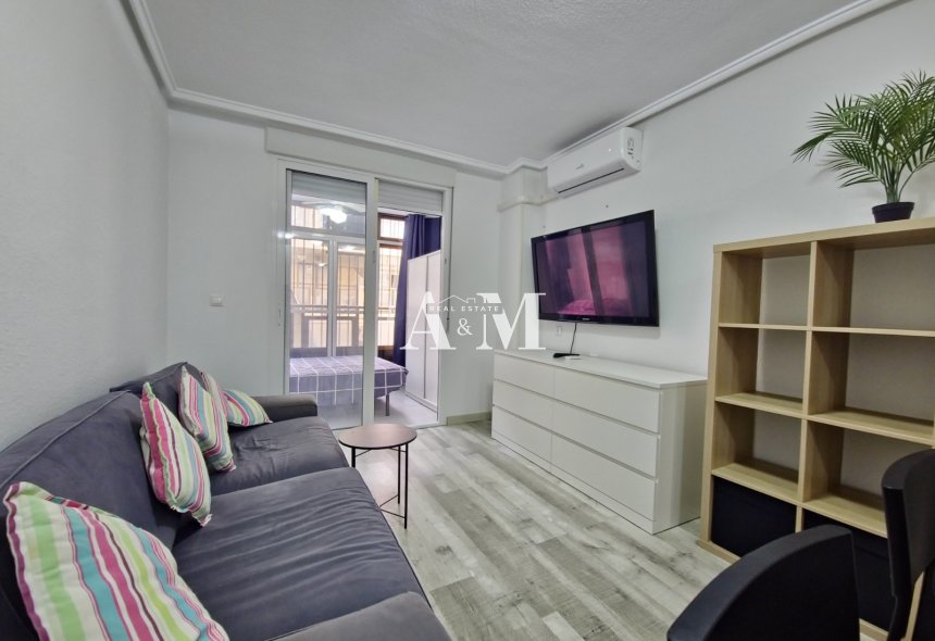 Перепродажа - Изучение - Torrevieja - El Chaparral