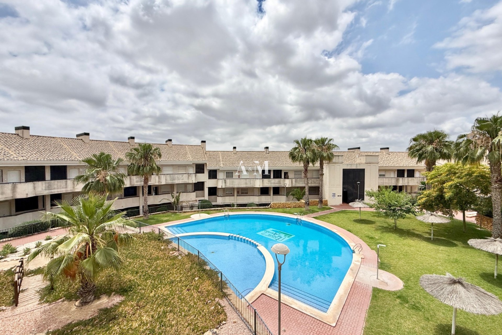 Перепродажа - Квартира / квартира - Monforte del Cid