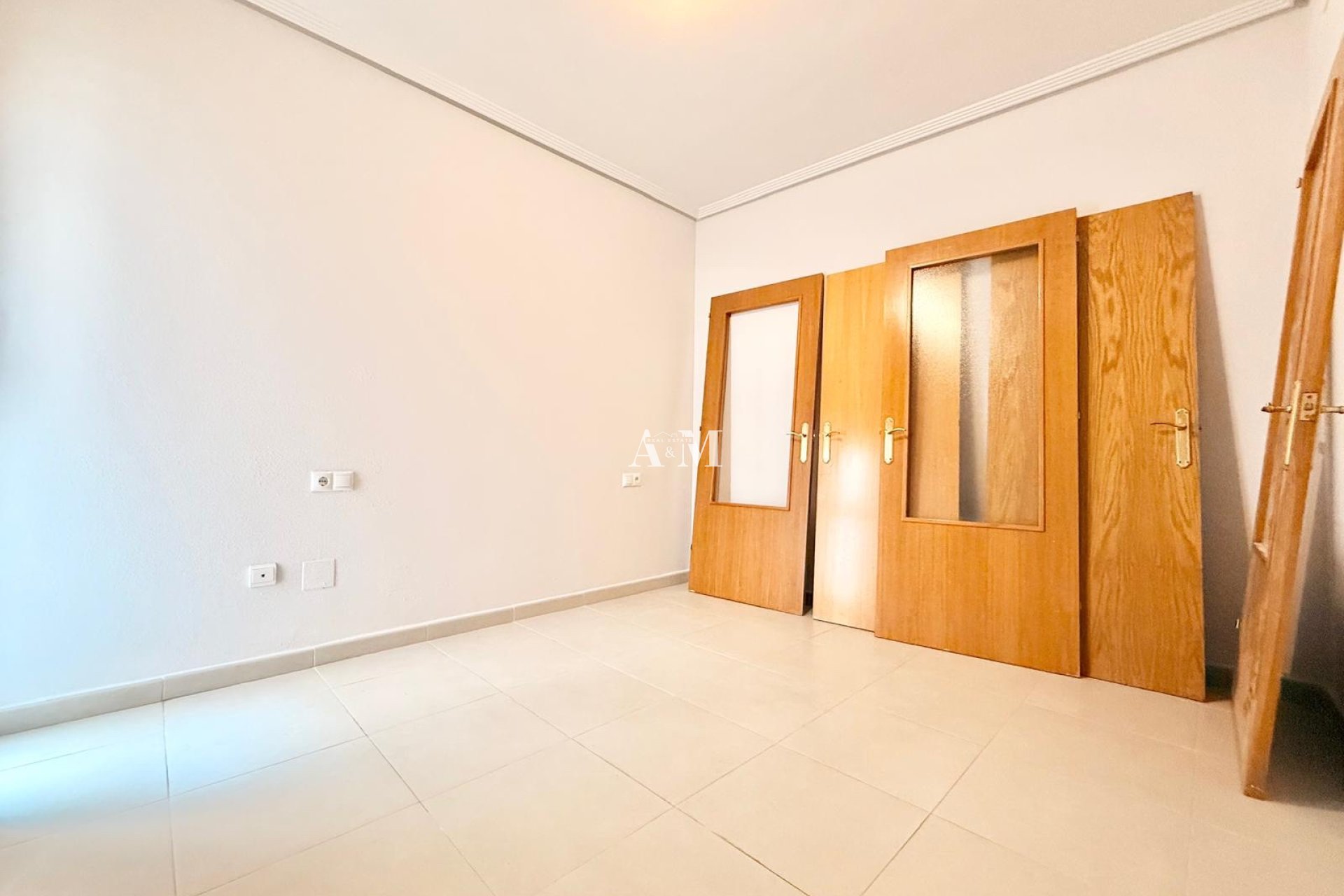 Перепродажа - Квартира / квартира - Torrevieja - Centro