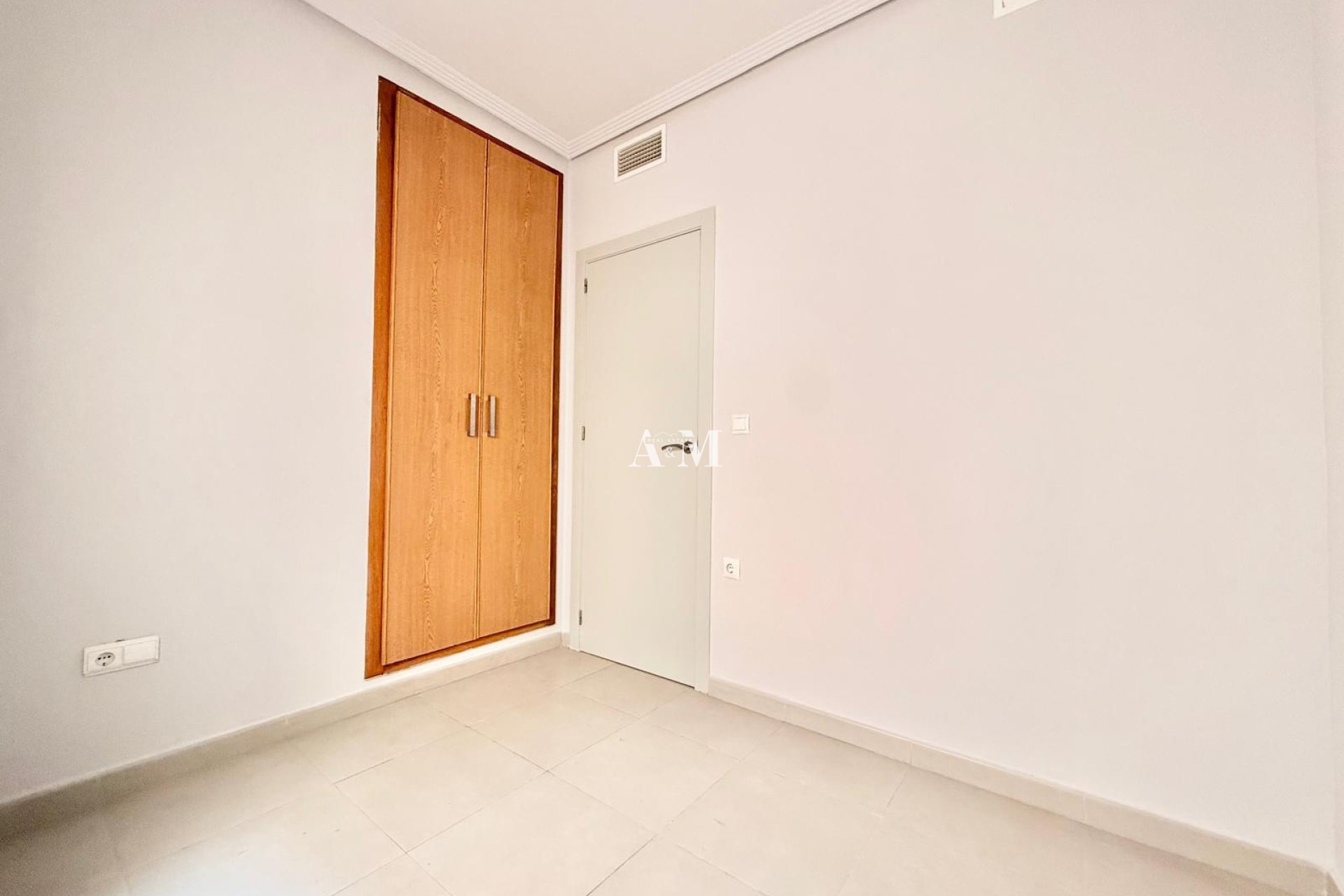 Перепродажа - Квартира / квартира - Torrevieja - Centro