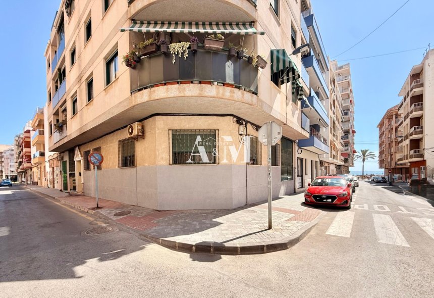 Перепродажа - Квартира / квартира - Torrevieja - Playa del Cura