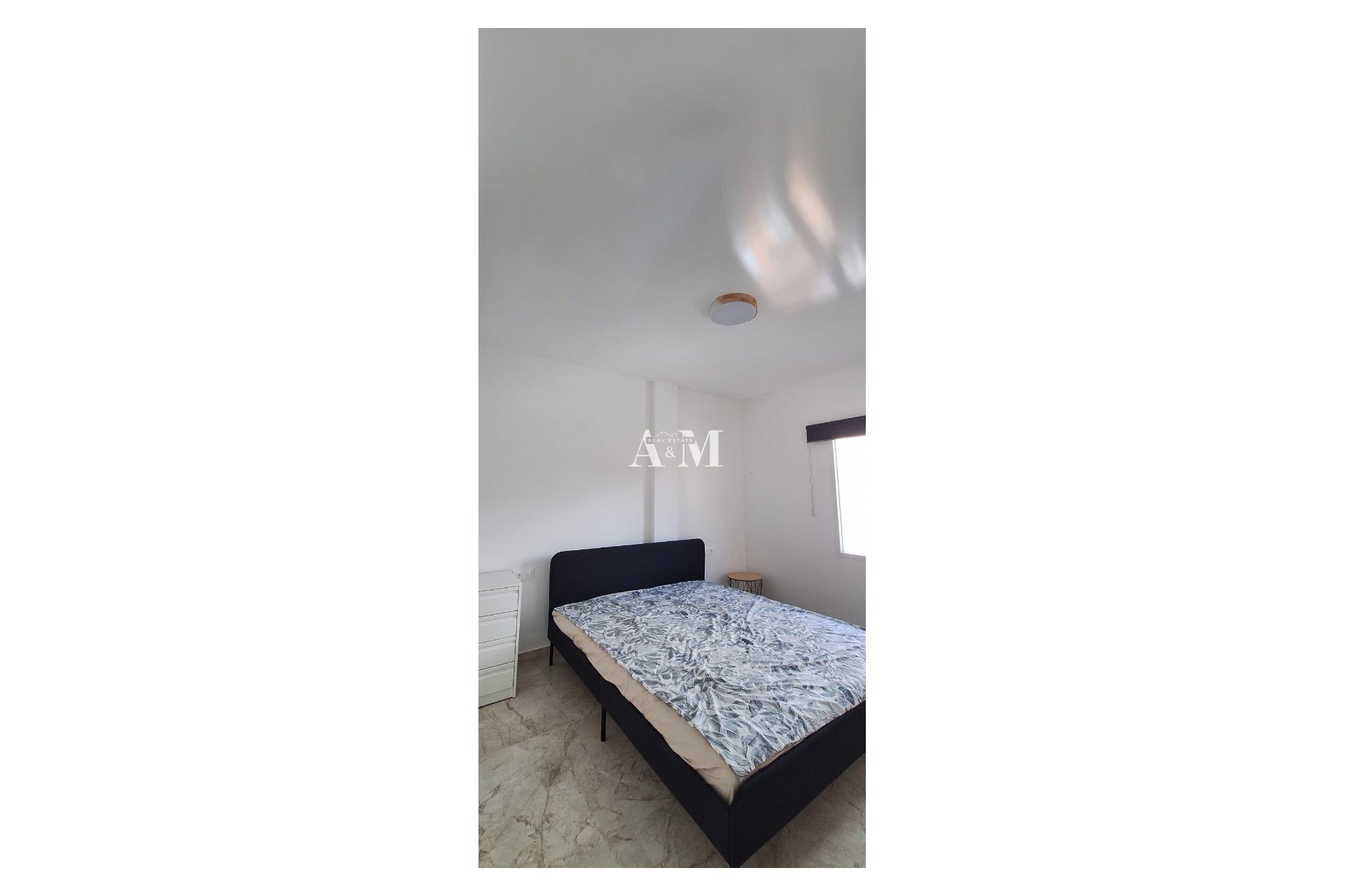 Resale - Apartment / flat - Torrevieja - Centro
