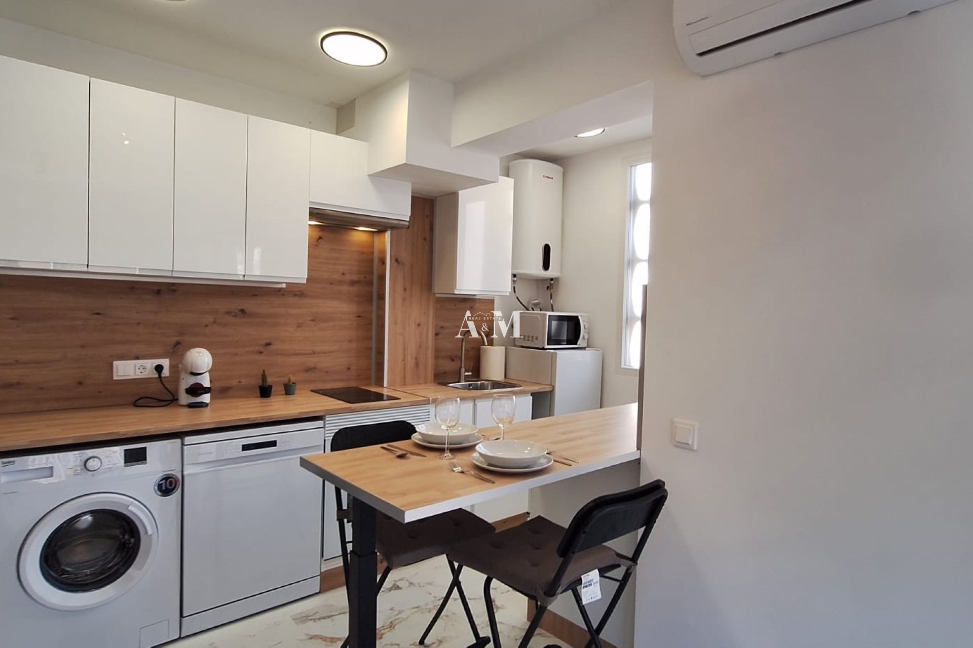 Resale - Apartment / flat - Torrevieja - Centro