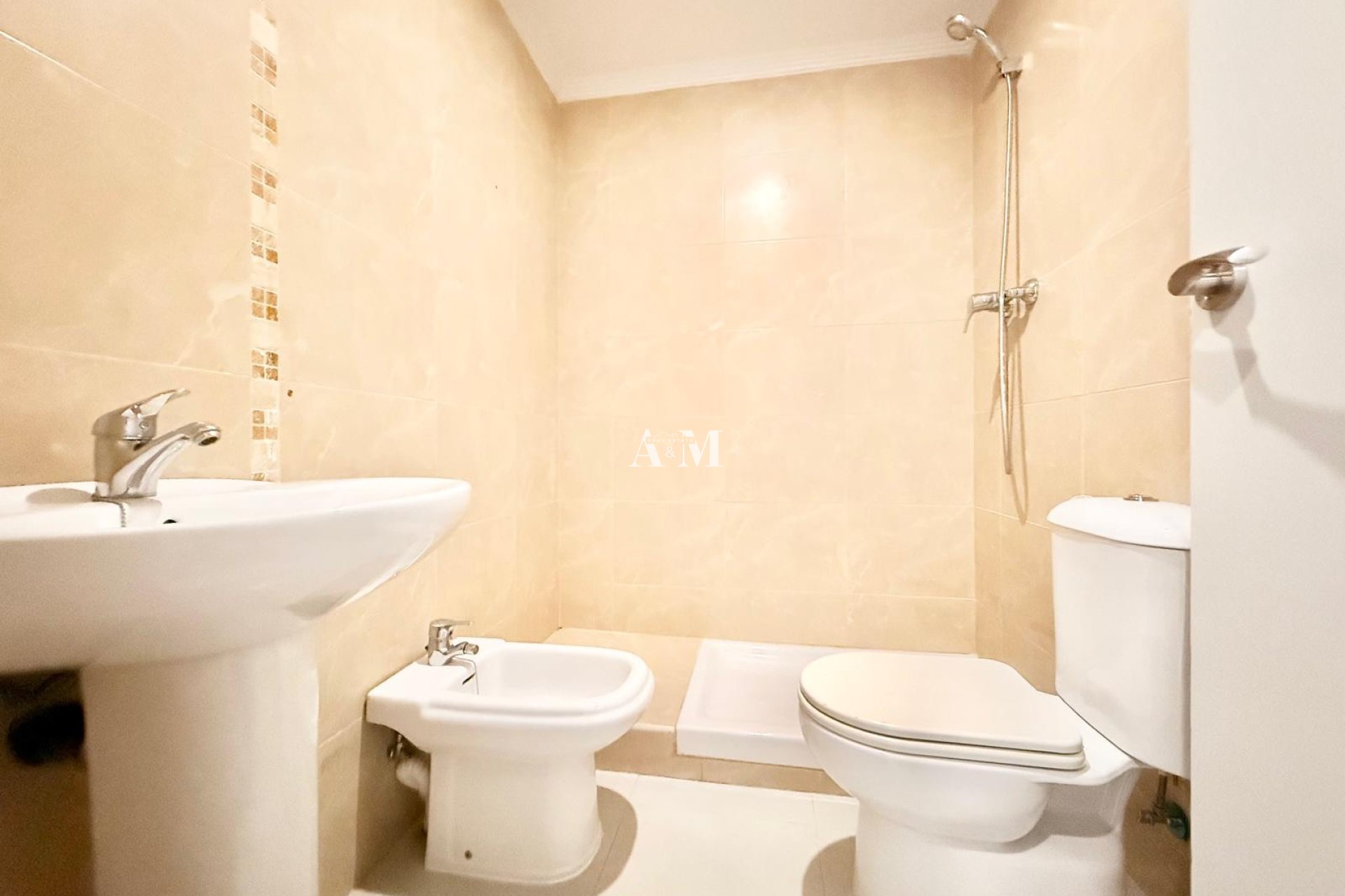 Resale - Apartment / flat - Torrevieja - Centro