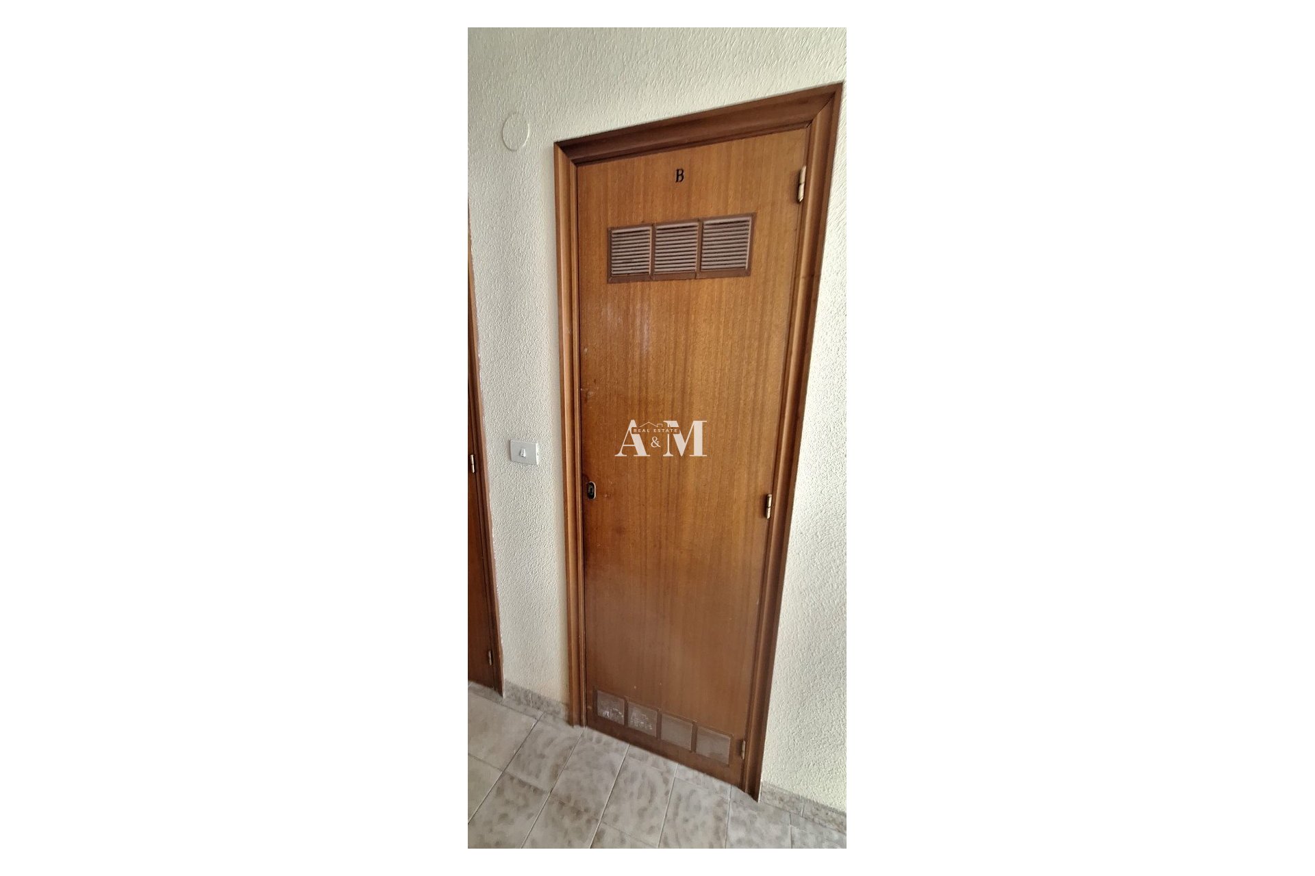 Resale - Apartment / flat - Torrevieja - El Acequión - Los Náufragos