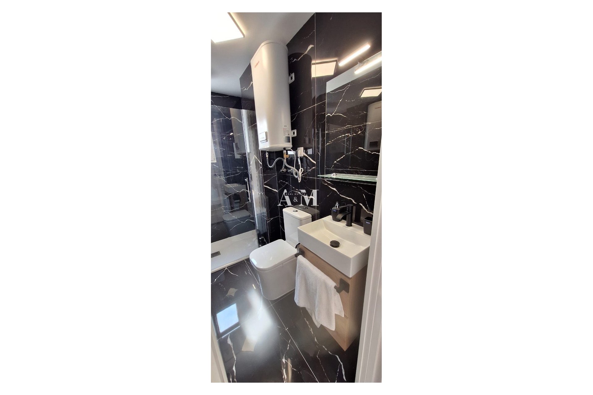 Resale - Apartment / flat - Torrevieja - El Acequión - Los Náufragos