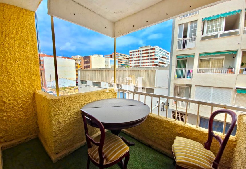 Resale - Apartment / flat - Torrevieja - El Acequión - Los Náufragos