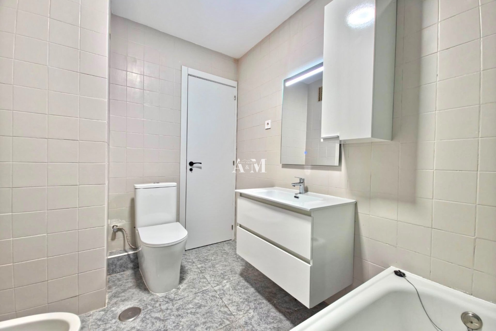 Resale - Apartment / flat - Torrevieja - El Acequión - Los Náufragos