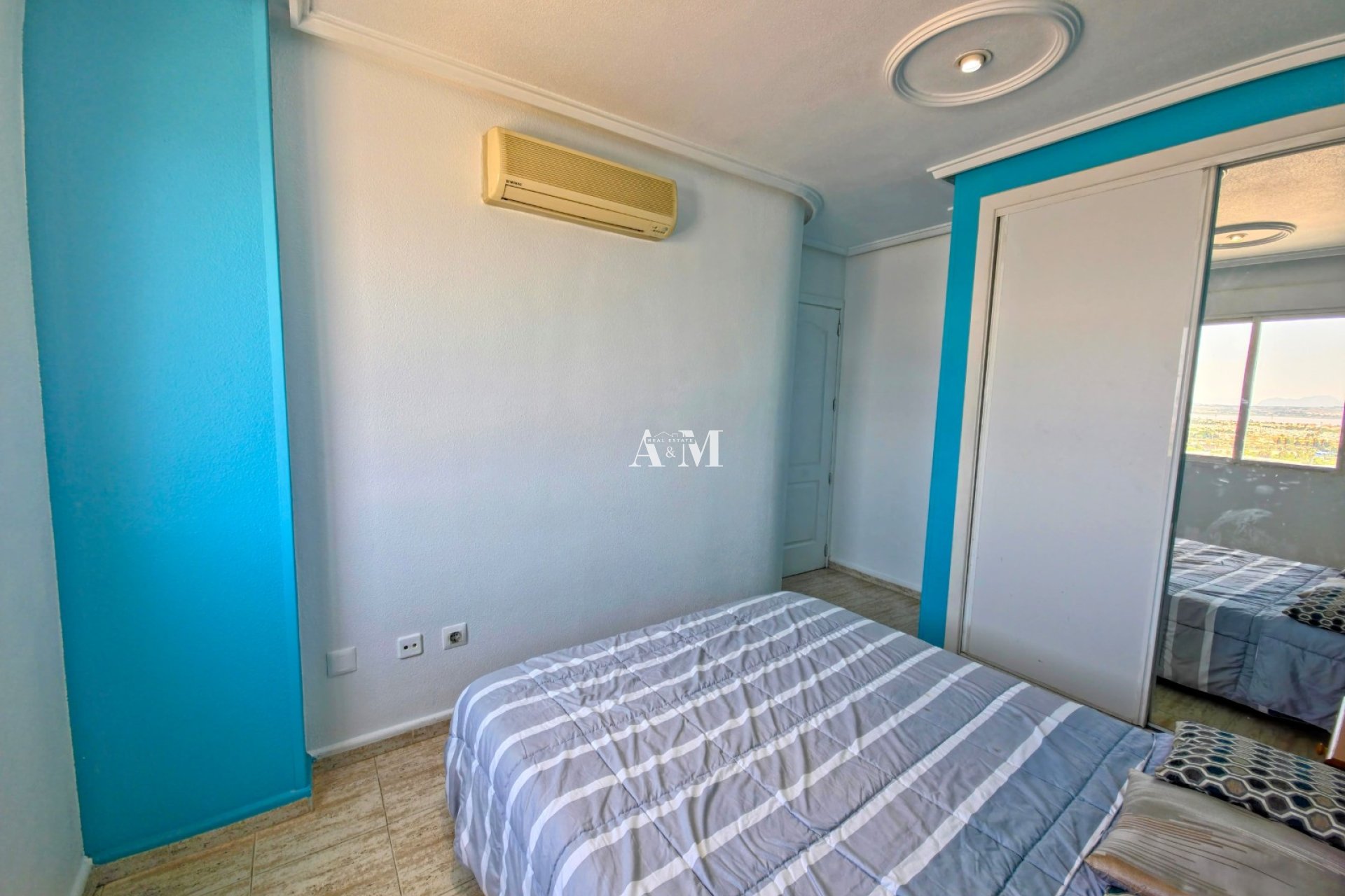 Resale - Apartment / flat - Torrevieja - Los Altos