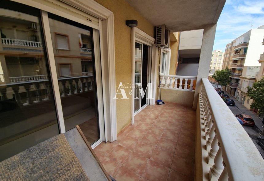 Resale - Apartment / flat - Torrevieja - Playa del Cura