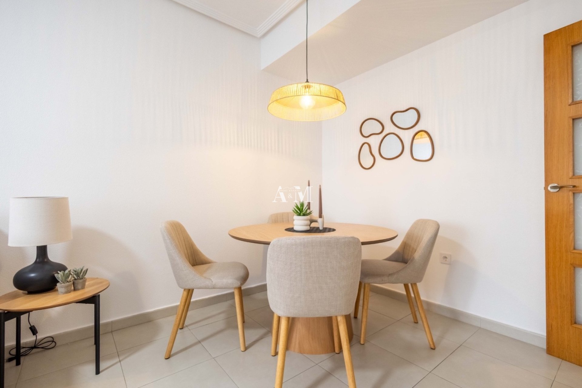 Resale - Apartment / flat - Torrevieja - Playa del Cura
