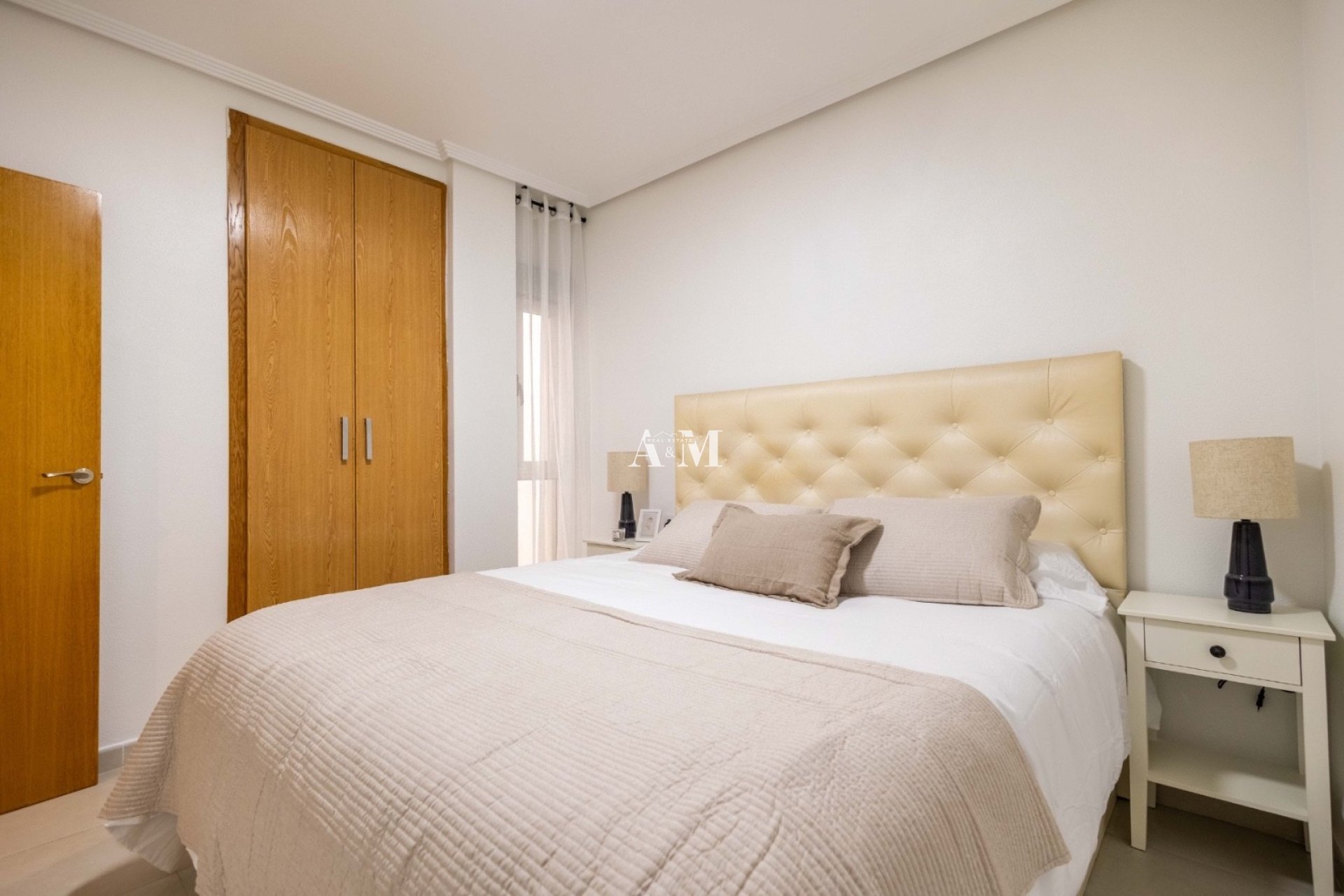 Resale - Apartment / flat - Torrevieja - Playa del Cura
