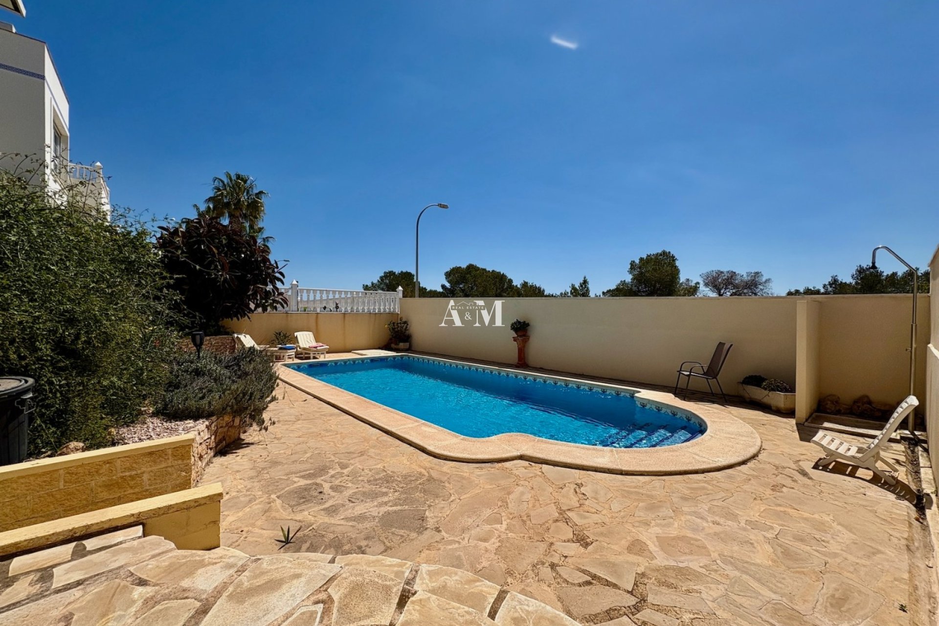Resale - Chalet - Orihuela Costa - Villamartín