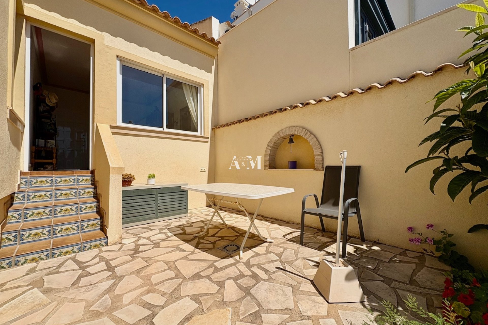 Resale - Chalet - Orihuela Costa - Villamartín