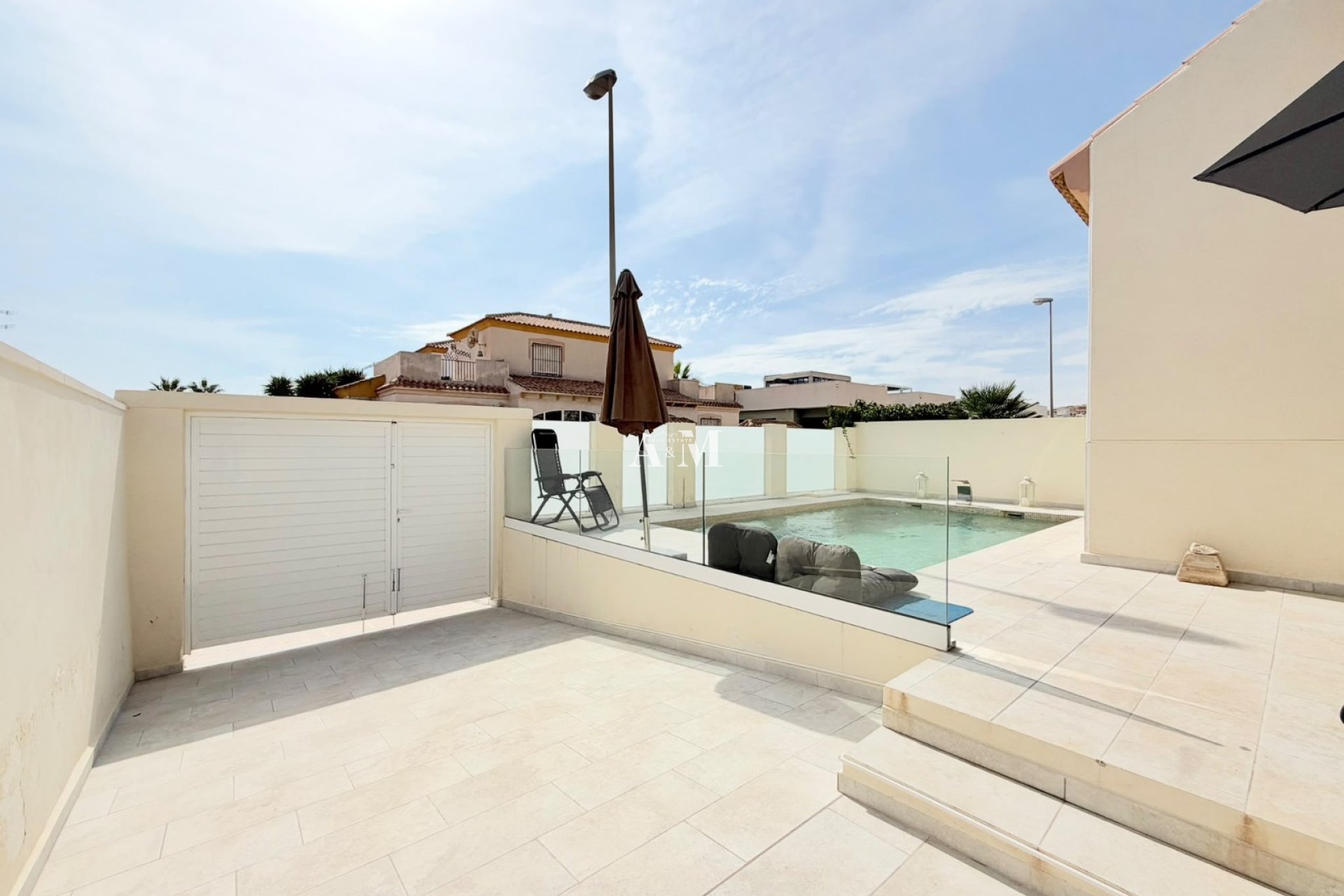 Resale - Chalet - Torrevieja - Aguas Nuevas - Torrelamata