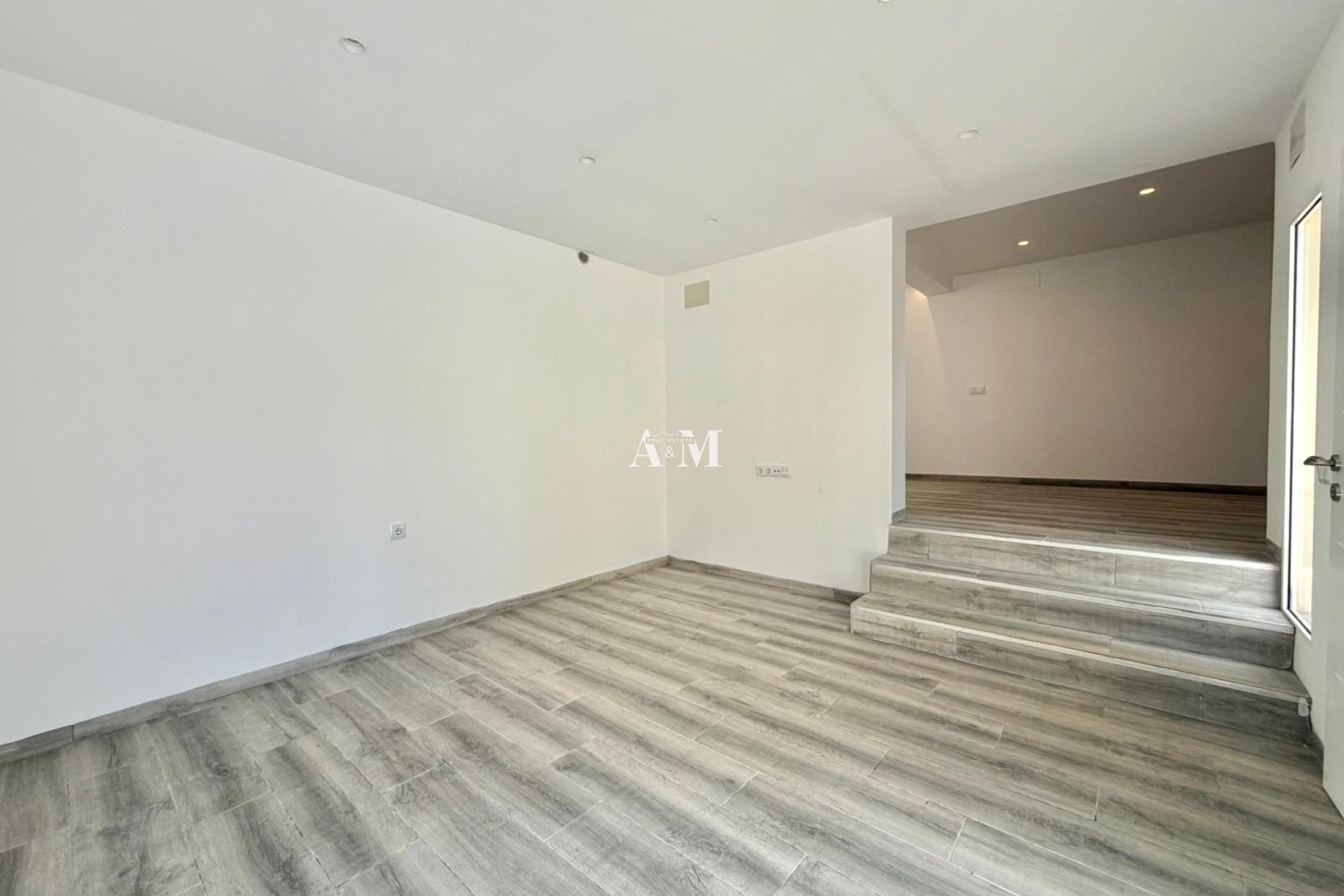 Resale - Chalet - Torrevieja - Nueva Torrevieja 