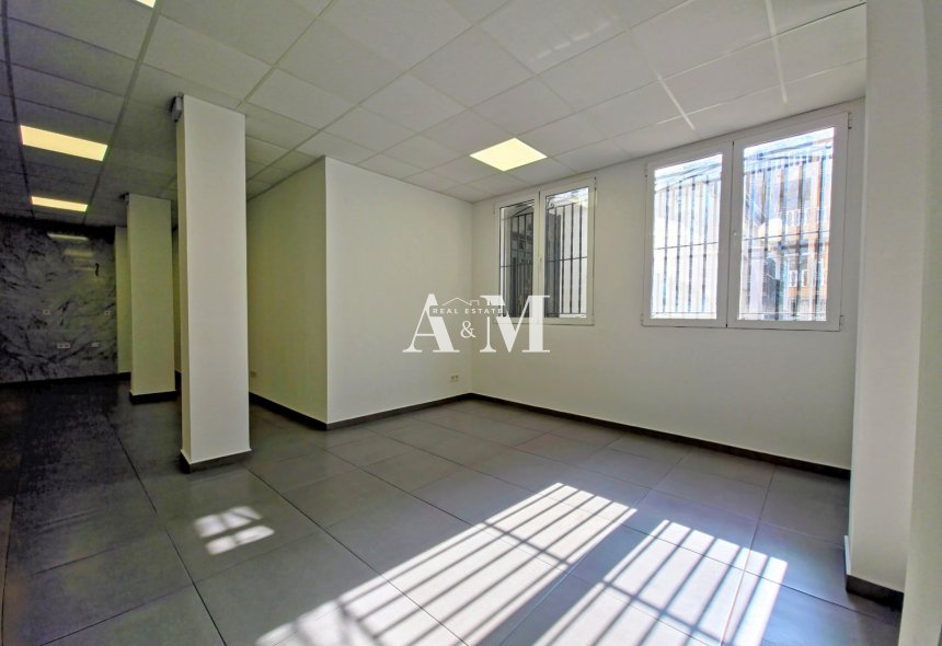 Resale - Commercial - Torrevieja - Centro