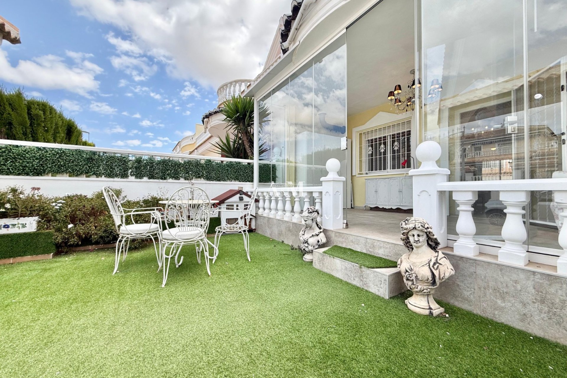 Resale - Townhouse - Benijofar
