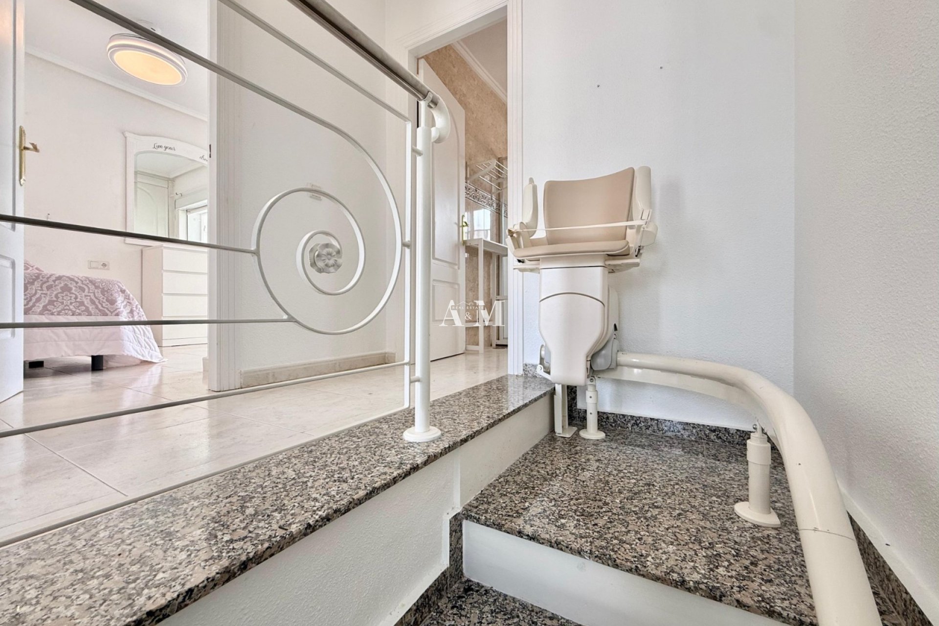 Resale - Townhouse - Benijofar