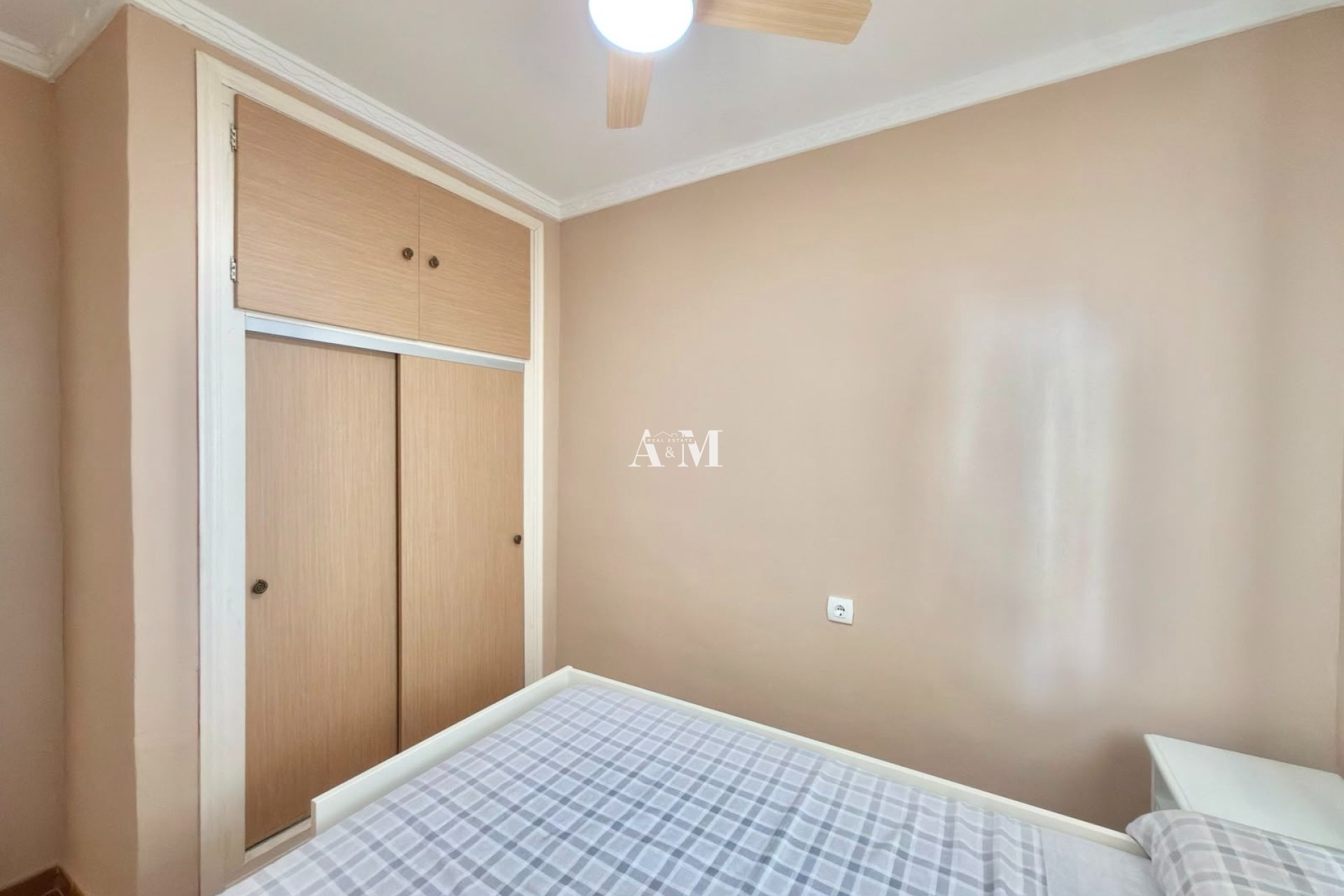 Resale - Townhouse - Torrevieja - Aguas Nuevas - Torrelamata
