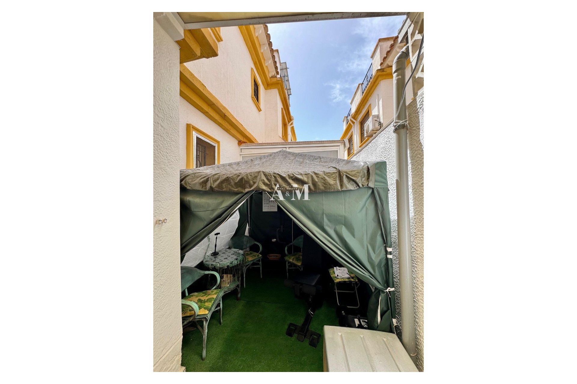 Resale - Townhouse - Torrevieja - La Siesta - El Salado -  Torreta