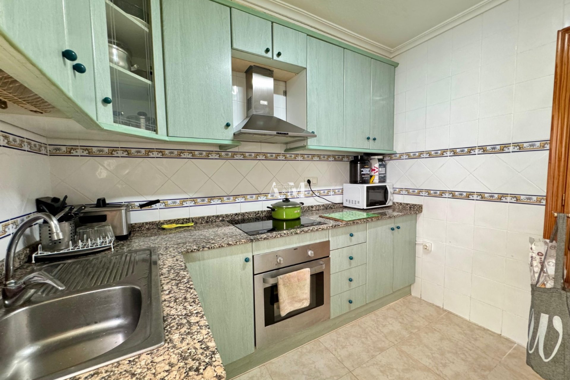Resale - Townhouse - Torrevieja - La Siesta - El Salado -  Torreta