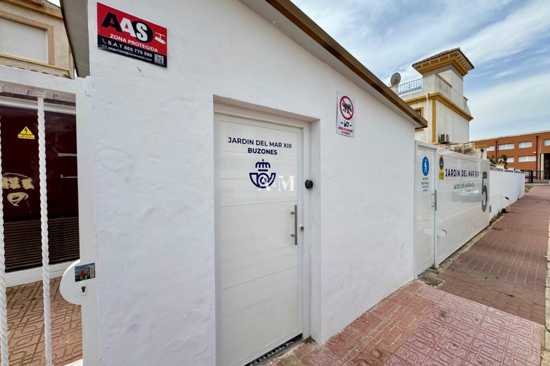 Resale - Townhouse - Torrevieja - La Siesta - El Salado -  Torreta