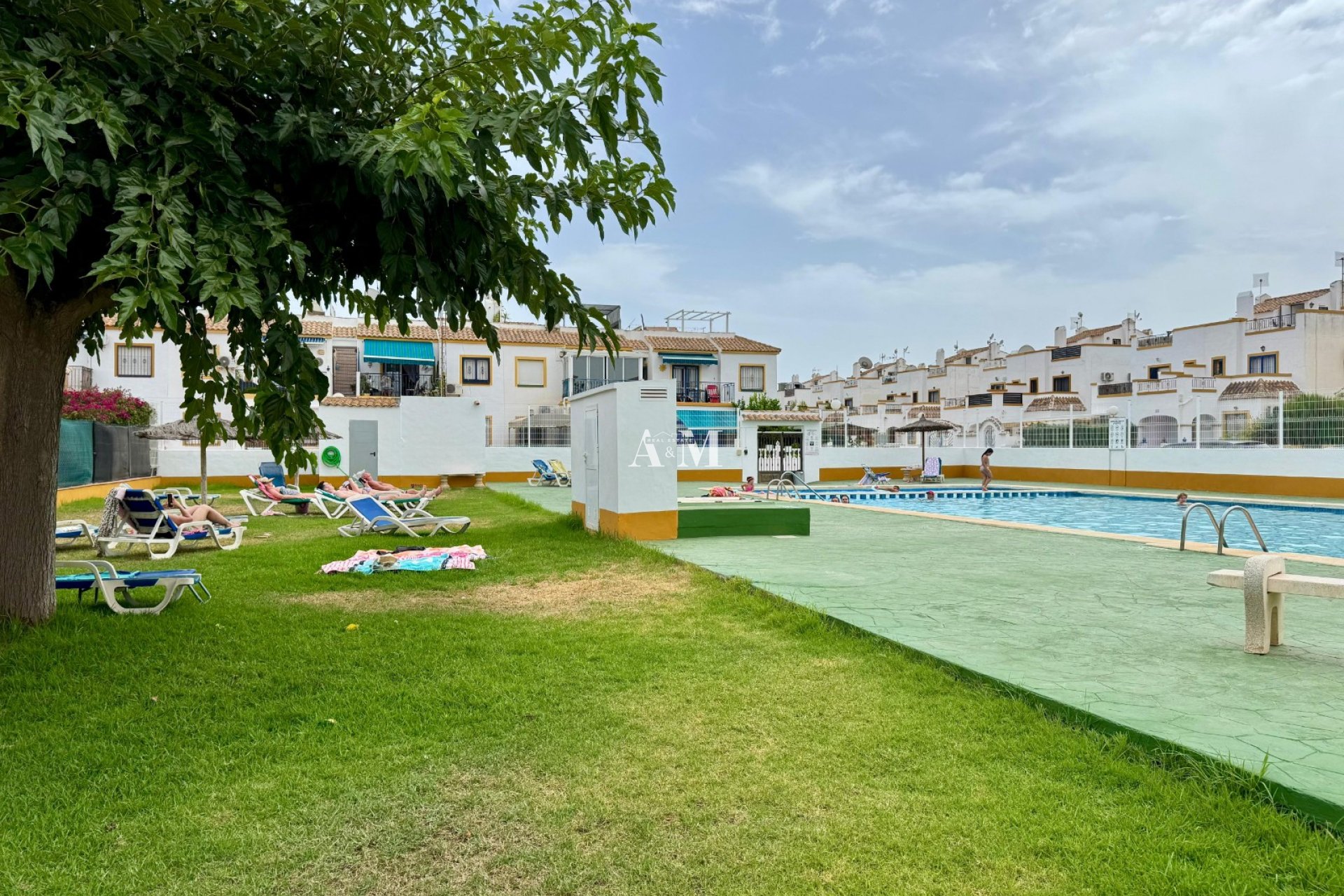 Resale - Townhouse - Torrevieja - La Siesta - El Salado -  Torreta
