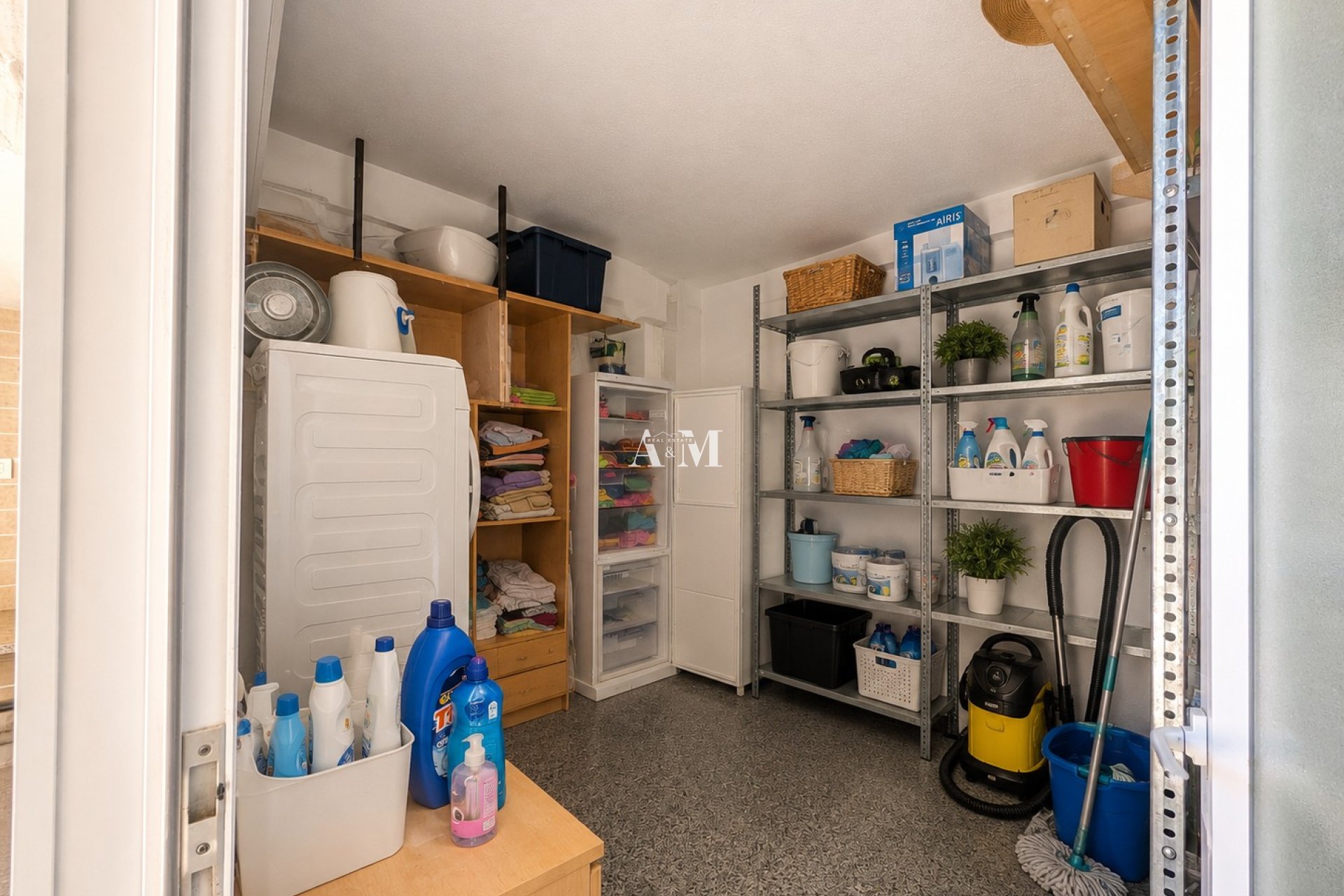 Resale - Villa - La Romana