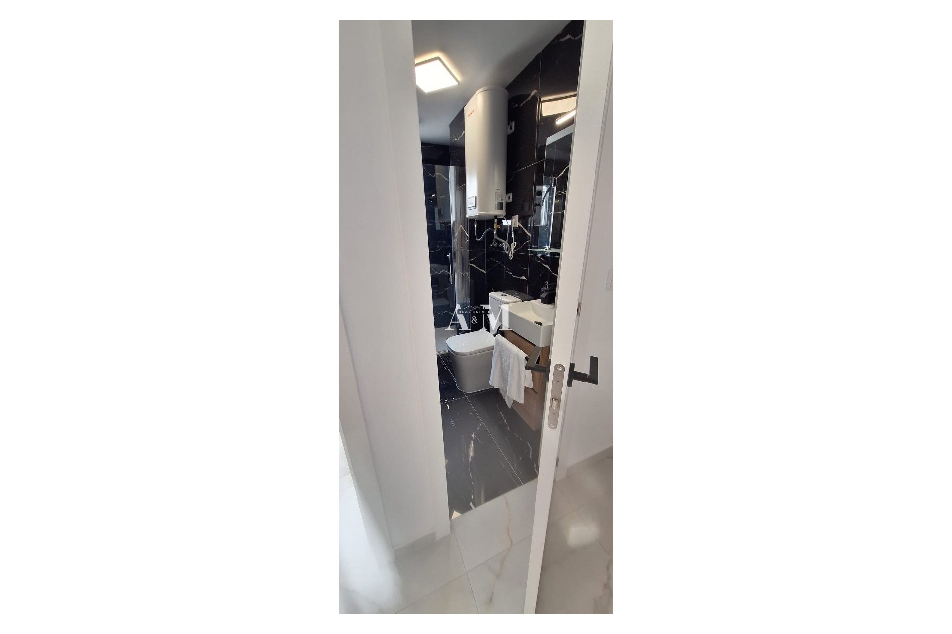 Reventa - Apartamento / piso - Torrevieja - El Acequión - Los Náufragos