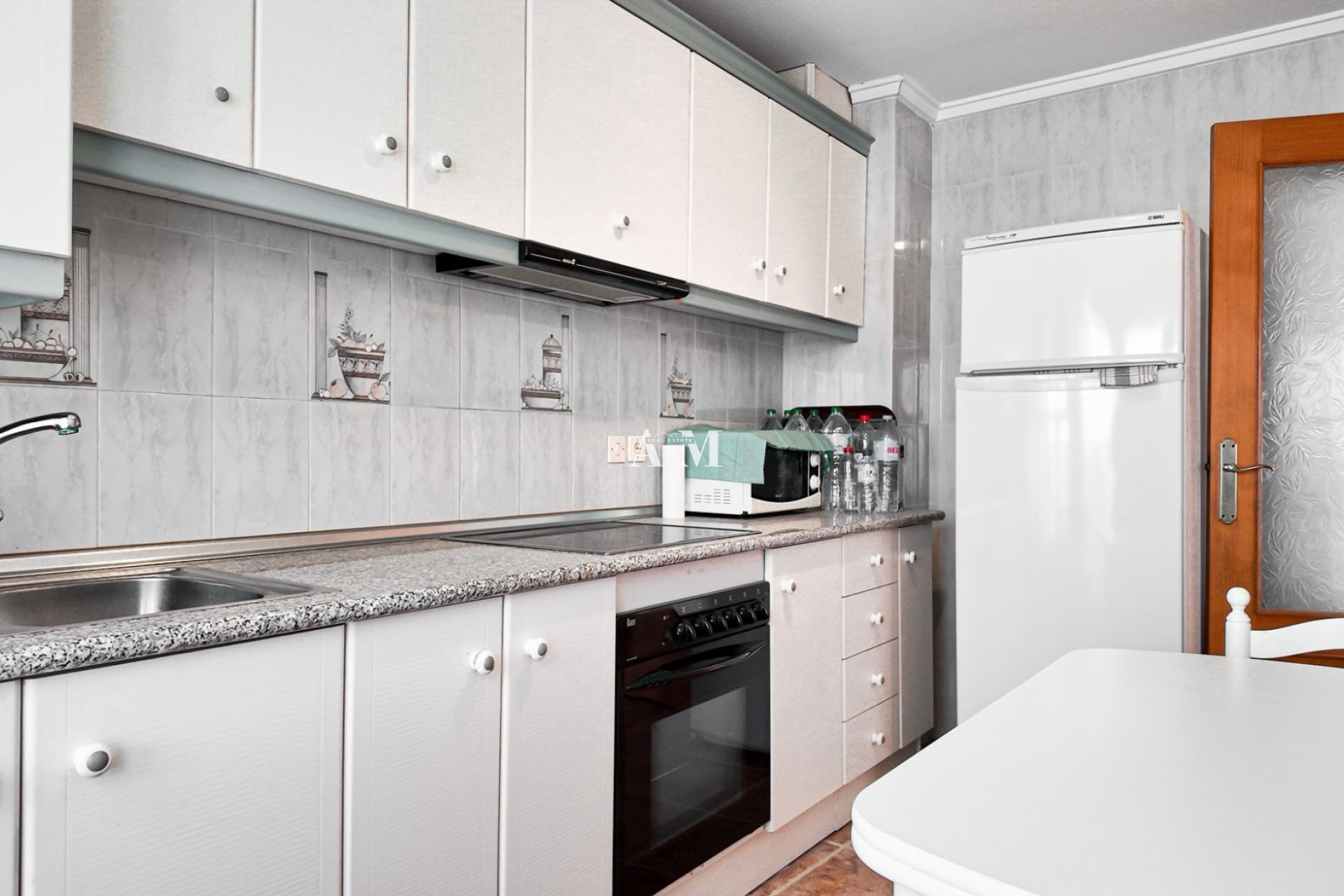 Reventa - Apartamento / piso - Torrevieja - El Acequión - Los Náufragos