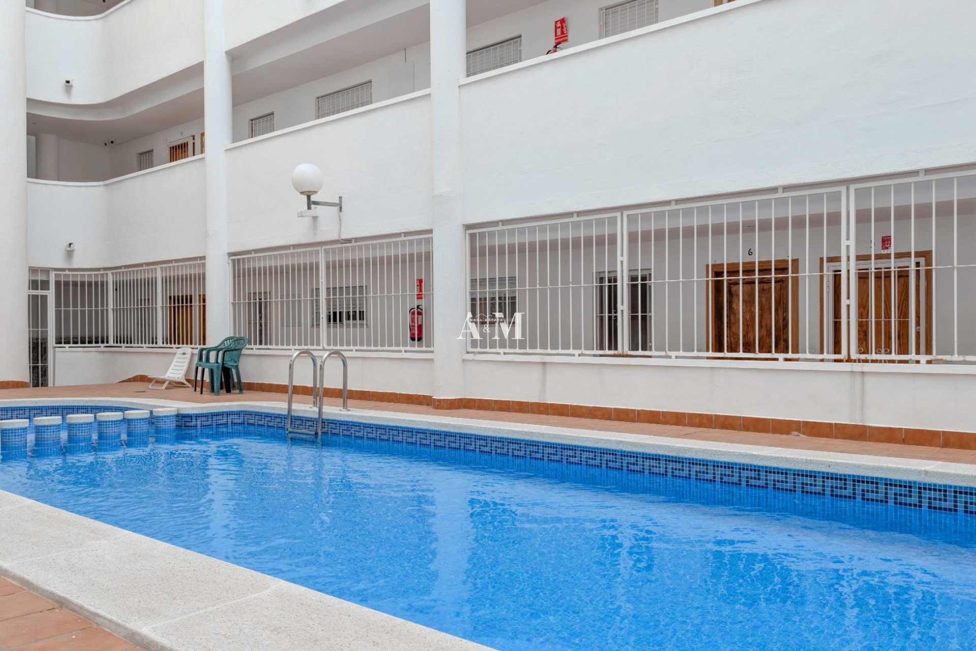 Reventa - Apartamento / piso - Torrevieja - El Acequión - Los Náufragos