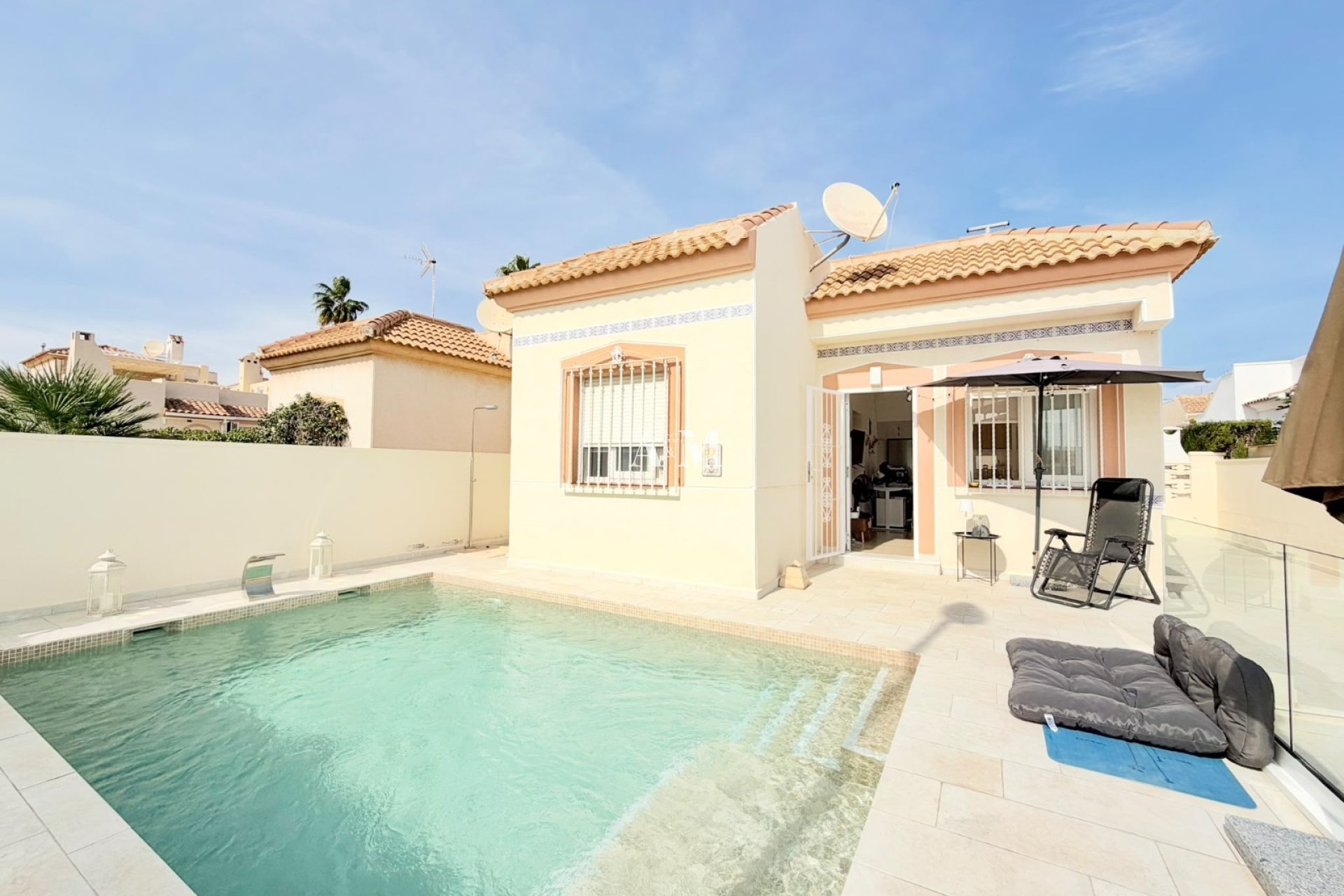 Reventa - Chalet - Torrevieja - Aguas Nuevas - Torrelamata