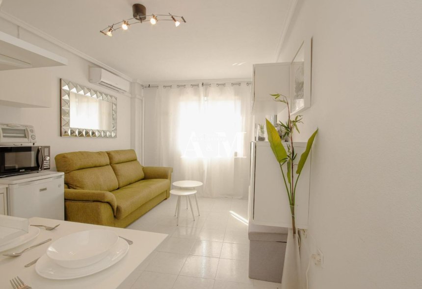 Reventa - Estudio - Torrevieja - Nueva Torrevieja - Aguas Nuevas