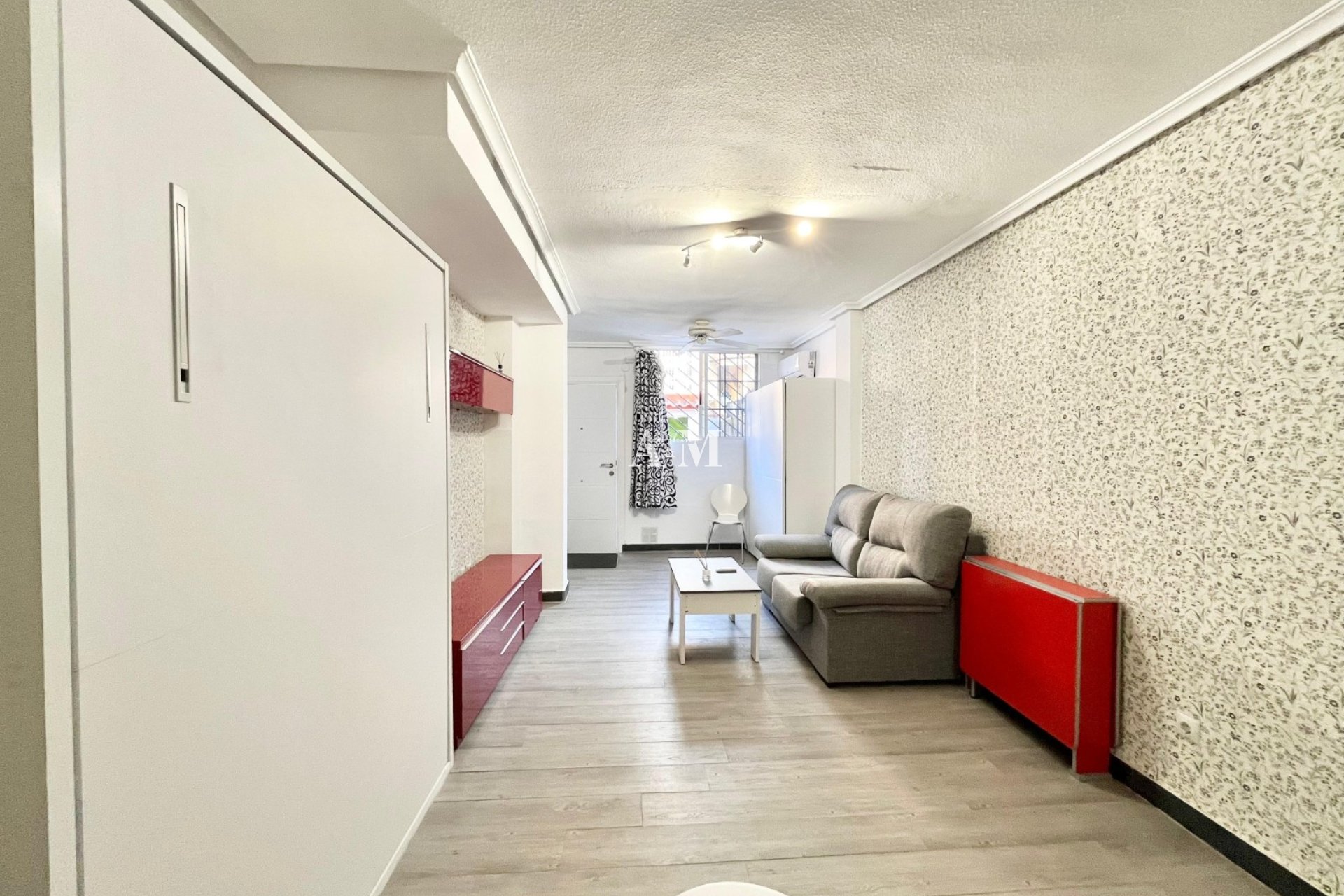 Reventa - Estudio - Torrevieja