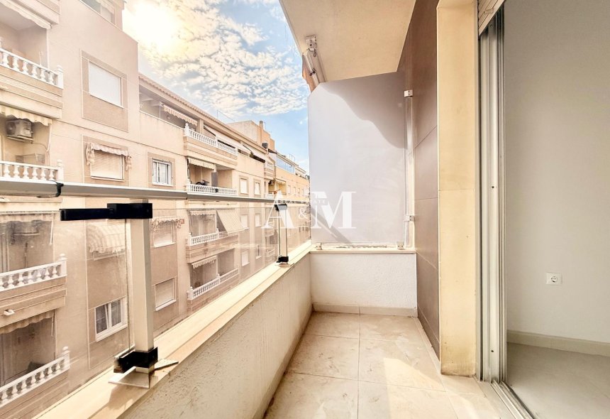 Revente - Appartement - Torrevieja - Centro