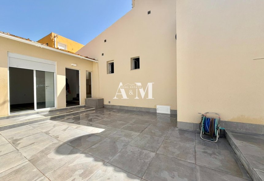 Revente - Chalet - Torrevieja - Nueva Torrevieja 