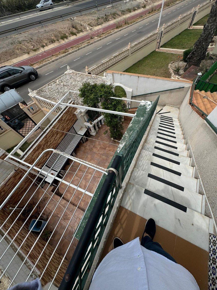 House in Torrelamata - Image 2