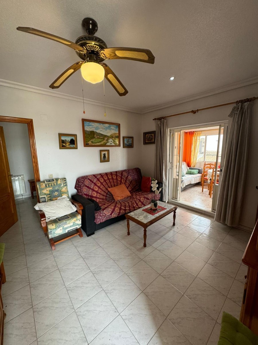 House in Torrelamata - Image 5