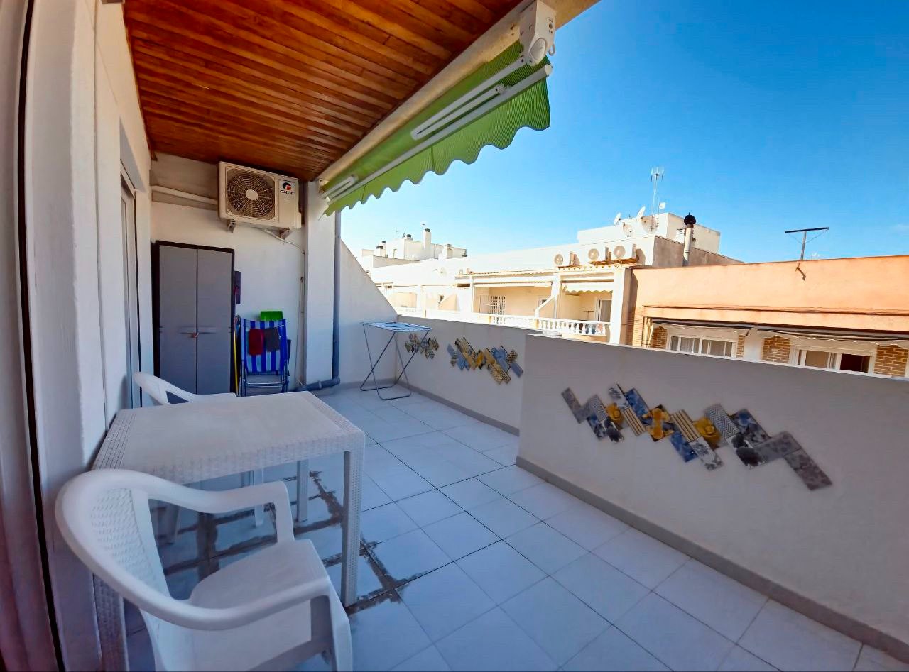 Apartment · Resale - Torrevieja · Playa de los Locos · Alicante · Spain Apartment · Resale - Torrevieja · Playa de los Locos · Alicante · Spain
