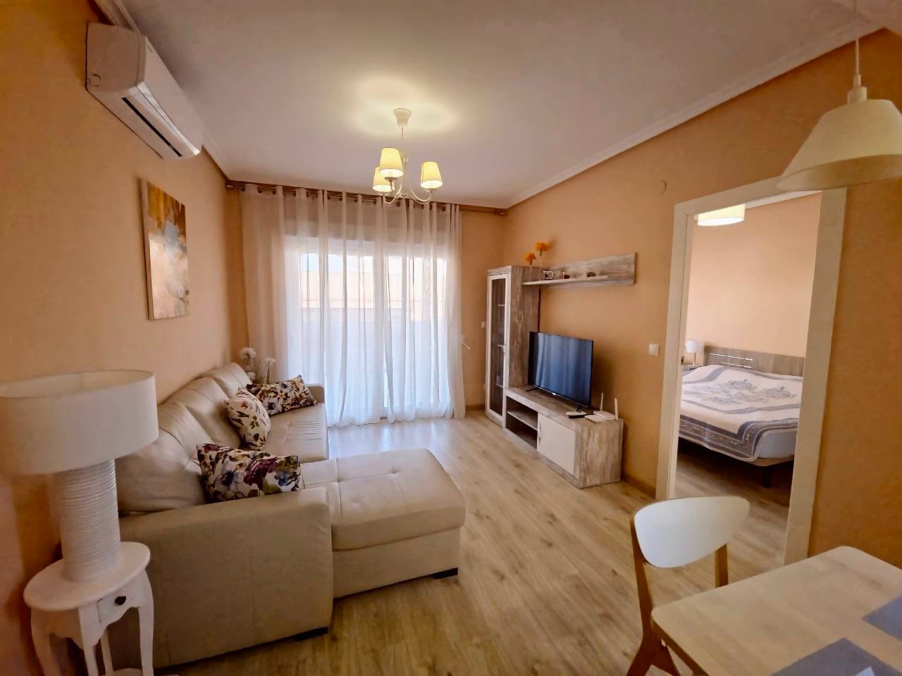 Apartment · Resale - Torrevieja · Playa de los Locos · Alicante · Spain Apartment · Resale - Torrevieja · Playa de los Locos · Alicante · Spain
