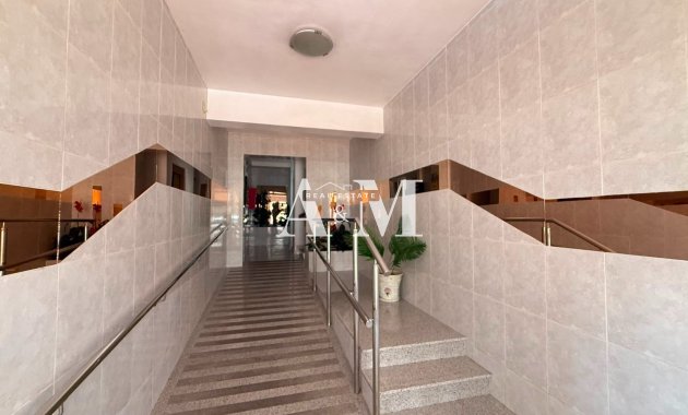 Long Term Rental - Apartment / flat - Torrevieja - Centro
