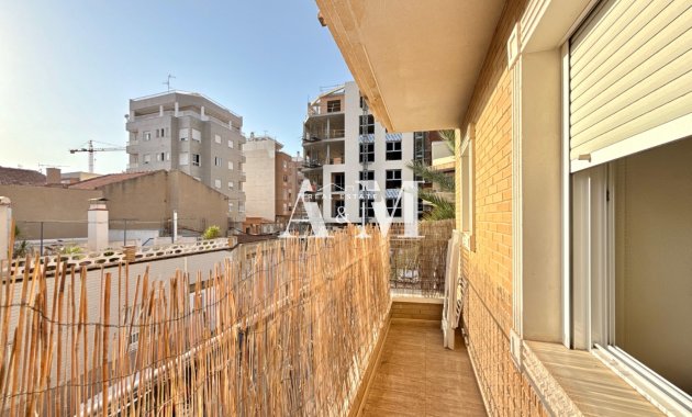 Alquiler a largo plazo - Apartamento / piso - Torrevieja - Centro